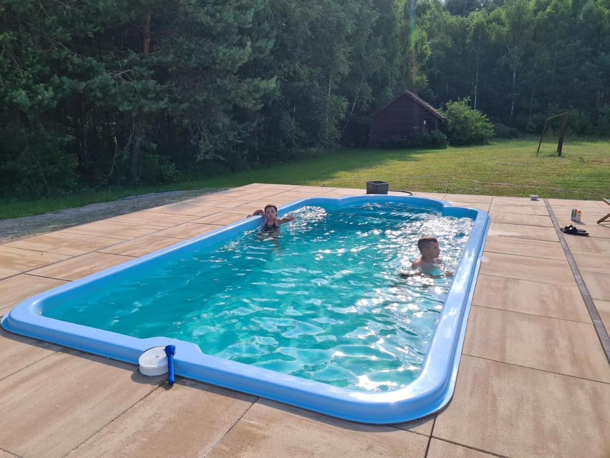 Dworek Ogrodniki, Caloroczny Dom Na Wylacznosc, Basen, Sauna, Las, Staw Rybny, Altana Grillowa, Ognisko, Pianino, Kominek, Piec Chlebowy, Duza Ogrodzona Posesja Tuczna Exterior foto