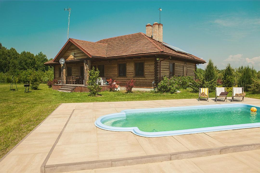 Dworek Ogrodniki, Caloroczny Dom Na Wylacznosc, Basen, Sauna, Las, Staw Rybny, Altana Grillowa, Ognisko, Pianino, Kominek, Piec Chlebowy, Duza Ogrodzona Posesja Tuczna Exterior foto